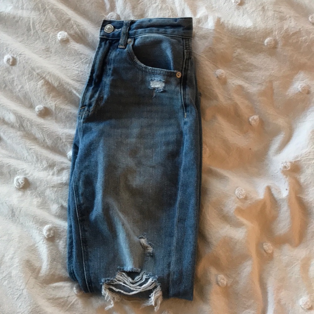 American eagle mom jeans!
